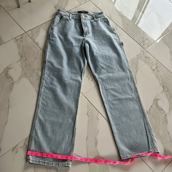 HOLLISTER Hight Rise Dad Jeans Light blue denim wash size 29 or 8 NEW NWT - Picture 9 of 12